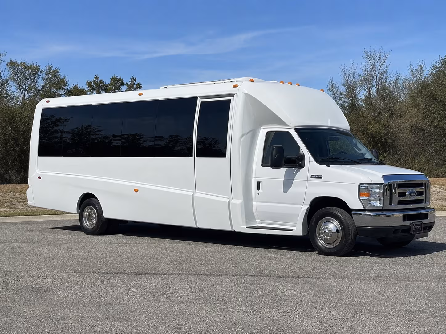book a party bus to kirkbrae twin river and providence prom venues