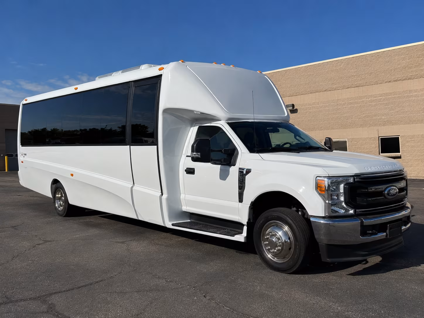 compare bus rental pricing in east providence online upfront and in minutes