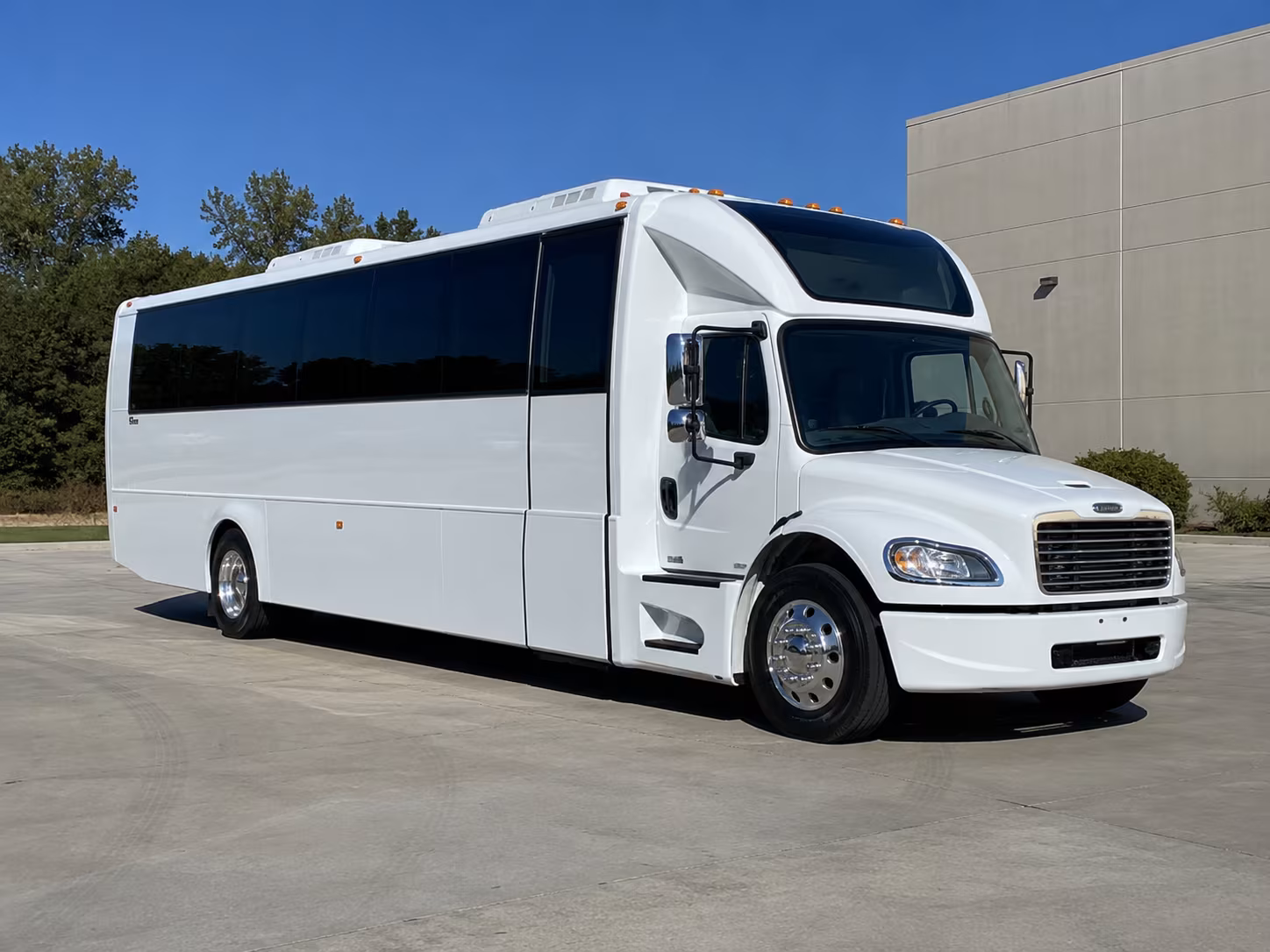 east providence 28 passenger party bus
