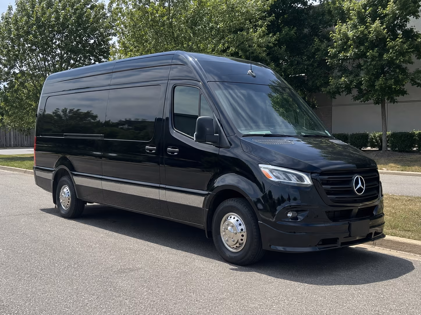 new bedford private shuttles for wedding pickups and drop offs in new bedford