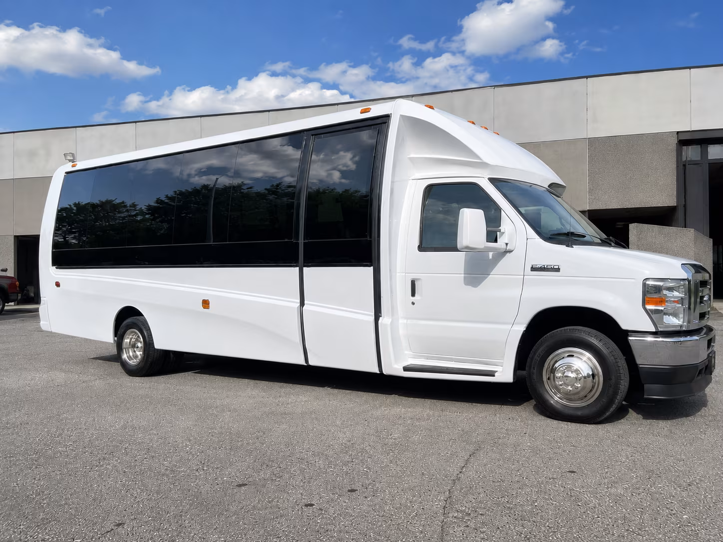 seekonk bus rentals